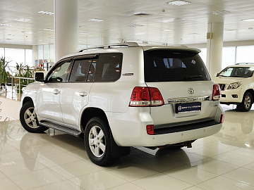 Land Cruiser, 200 Series Рестайлинг 1