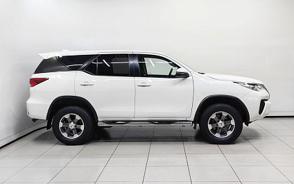Fortuner, II