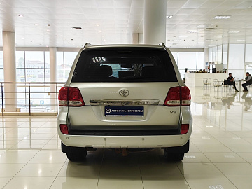 Land Cruiser, 200 Series Рестайлинг 1